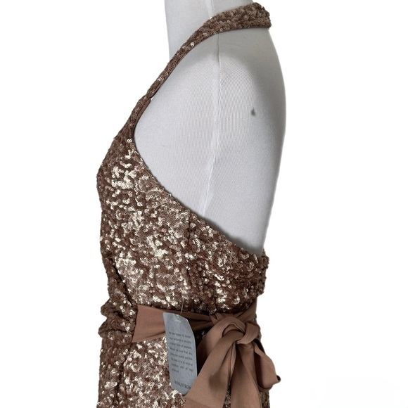 Dress the Population Gold A-line Halter Cocktail Dress - Picture 4 of 8